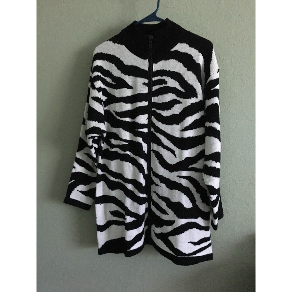 Diane Von Furstenberg DVF  Zebra Print Black White Sweater Sz M